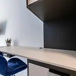 Apartmán Urban Garden By Fengshui4u, Prywatny Ogrodek, Bezplatny Parking, Nowy Budynek, Dostep Na Kod