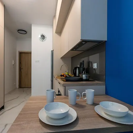 Urban Garden By Fengshui4u, Prywatny Ogrodek, Bezplatny Parking, Nowy Budynek, Dostep Na Kod לודז'