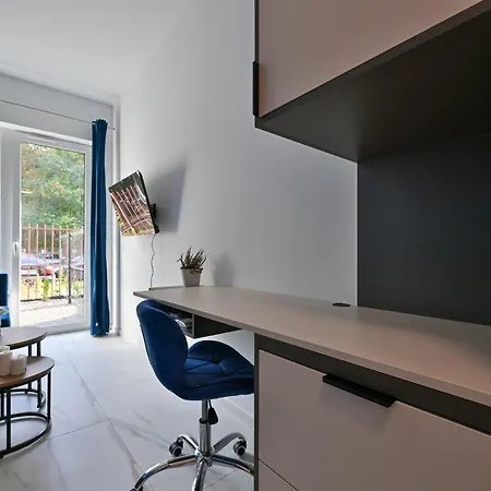 Apartment Urban Garden By Fengshui4u, Prywatny Ogrodek, Bezplatny Parking, Nowy Budynek, Dostep Na Kod Lodz