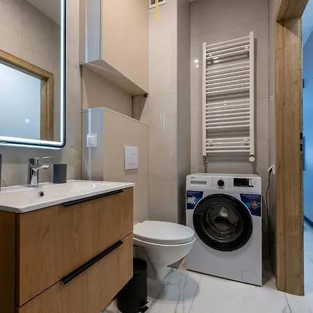 Urban Garden By Fengshui4u, Prywatny Ogródek, Bezpłatny Parking, Nowy Budynek, Dostęp Na Kod Apartamento *