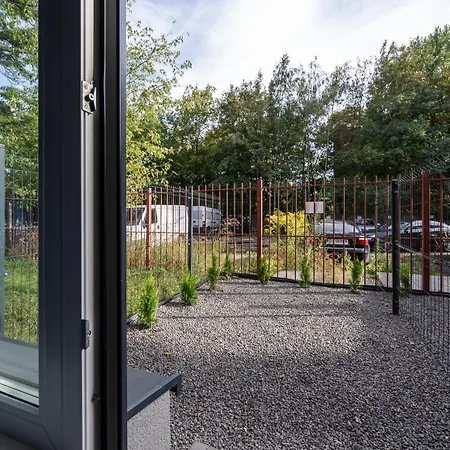 Urban Garden By Fengshui4u, Prywatny Ogrodek, Bezplatny Parking, Nowy Budynek, Dostep Na Kod Лодзь